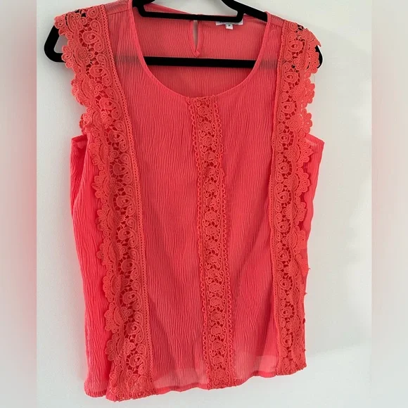 Tanks top - sleeveless with embroidery lace esotérica- small - Picture 1 of 5